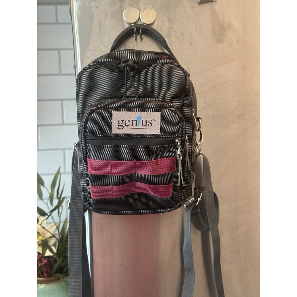 Genius Smell Proof Backpack Bag NWOT Odor Proof Carbon Lined Travel Case 7X9